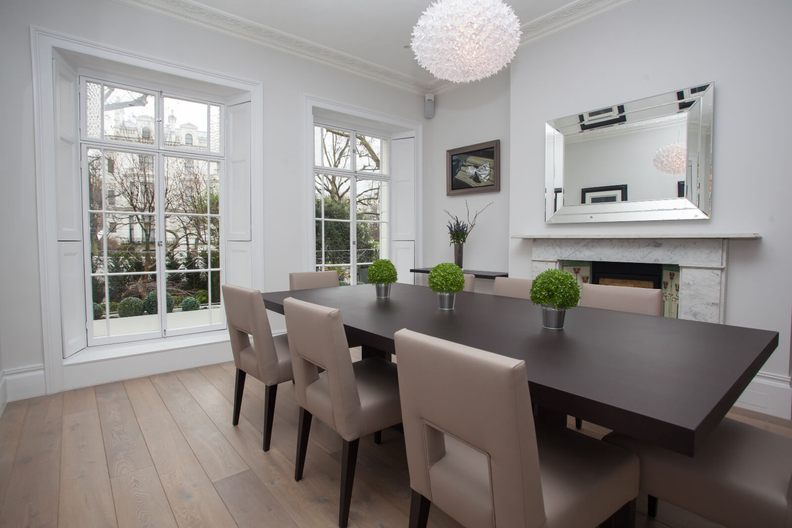 dining room holland park